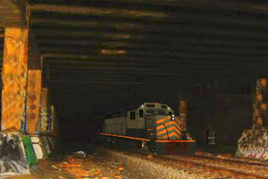 逃离报废火车隧道