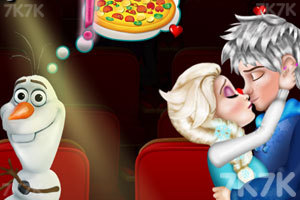 艾莎电影院接吻