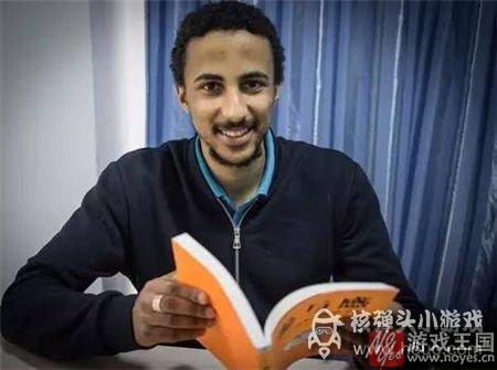 法院“棒打鸳鸯”?老奶奶痴迷小鲜肉 法院“棒打鸳鸯”?老奶奶痴迷小鲜肉