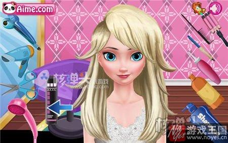 艾莎大变身玩法介绍?小游戏在线玩 艾莎大变身玩法介绍?小游戏在线玩