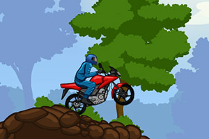 越野摩托森林驾驶