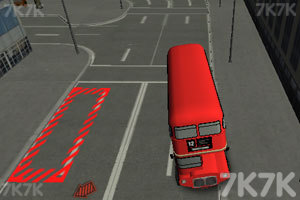 伦敦双层巴士停车