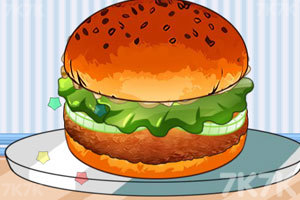 女孩做汉堡