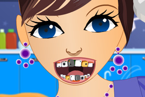 活泼女孩看牙医