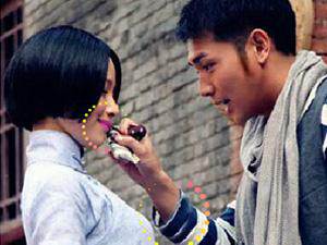 像火花像蝴蝶找不同