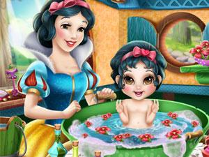 白雪公主宝贝洗澡