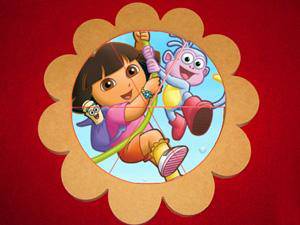 爱探险的小朵拉