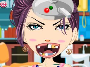 可爱女孩看牙医