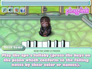 照顾可爱小猩猩