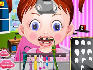 可爱宝贝看牙齿