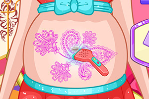 时尚的孕妇纹身