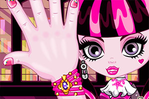 狼女小手受伤了