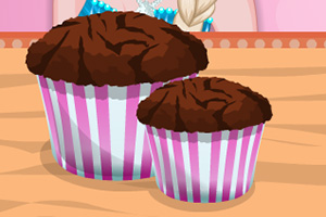 艾莎制作香蕉芝士松饼