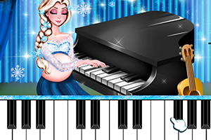 孕妇艾莎弹钢琴