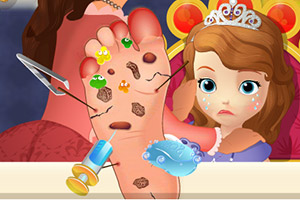 索菲亚脚受伤了