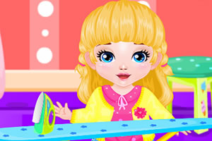 熨烫孩子的衣服