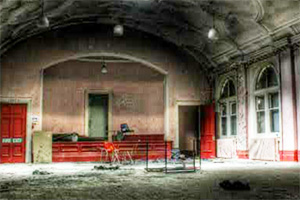 逃出恐怖的避难所