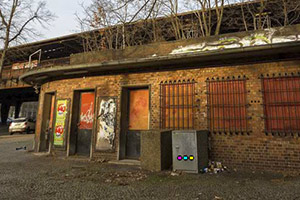 废弃高铁站逃脱