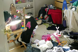 乱糟糟的儿童房