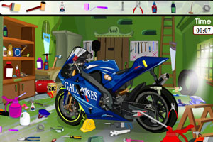 摩托车库找东西