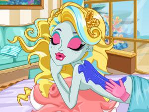 怪物高中Lagoona做温泉SPA