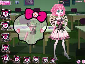 血妞的校园装扮