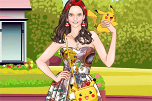 皮卡丘装扮的女孩