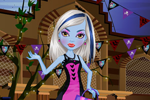 黑夜吸血鬼打扮