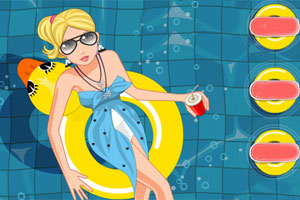 游泳池上的女孩