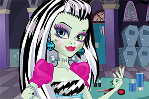 怪物高校女孩美容