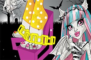 怪物高校女孩美脚